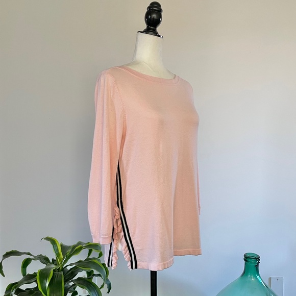 ** SOLD ** Ralph Lauren lightweight side slit sweater - Sz M - Picture 2 of 10